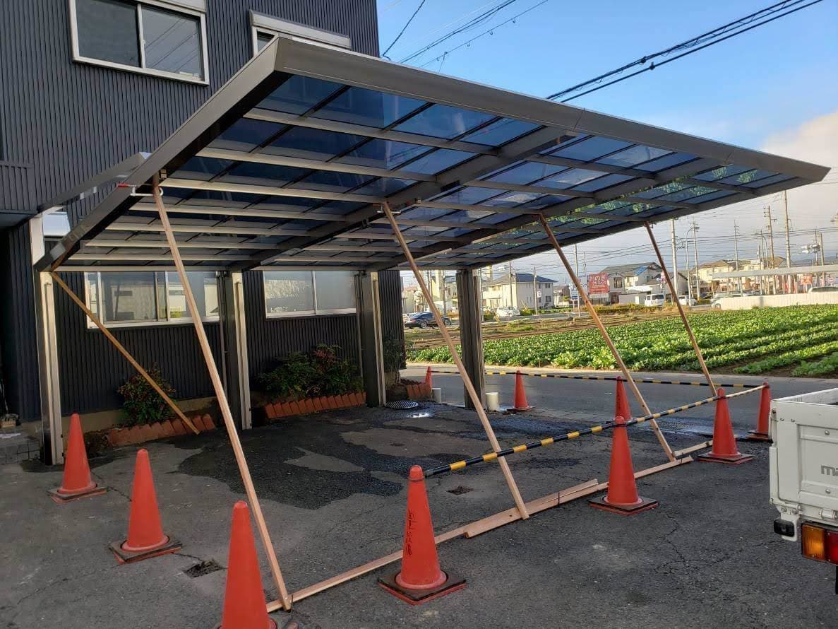 2台用カーポート新設工事 | 名古屋市名東区のエクステリア工事ならイズ美