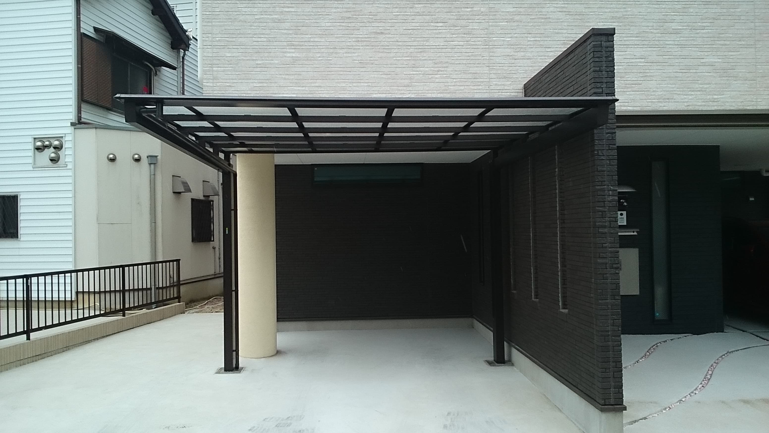 スタイリッシュカーポート新設工事 | 名古屋市名東区のエクステリア工事ならイズ美