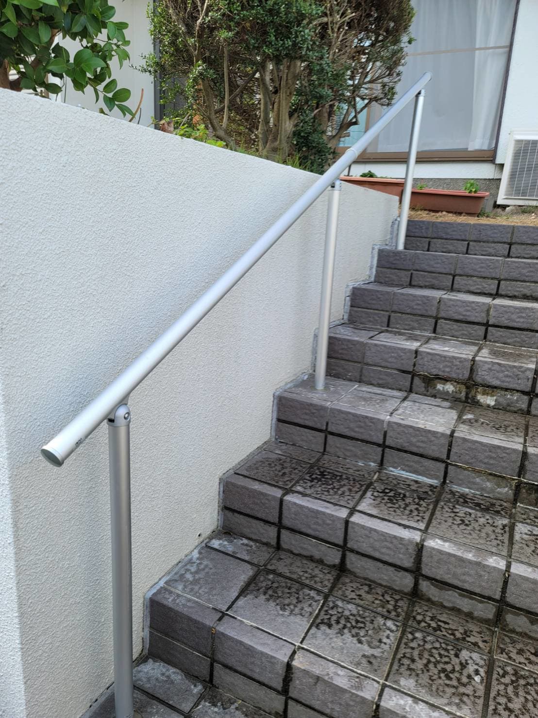 手すり設置 | 名古屋市名東区のエクステリア工事ならイズ美