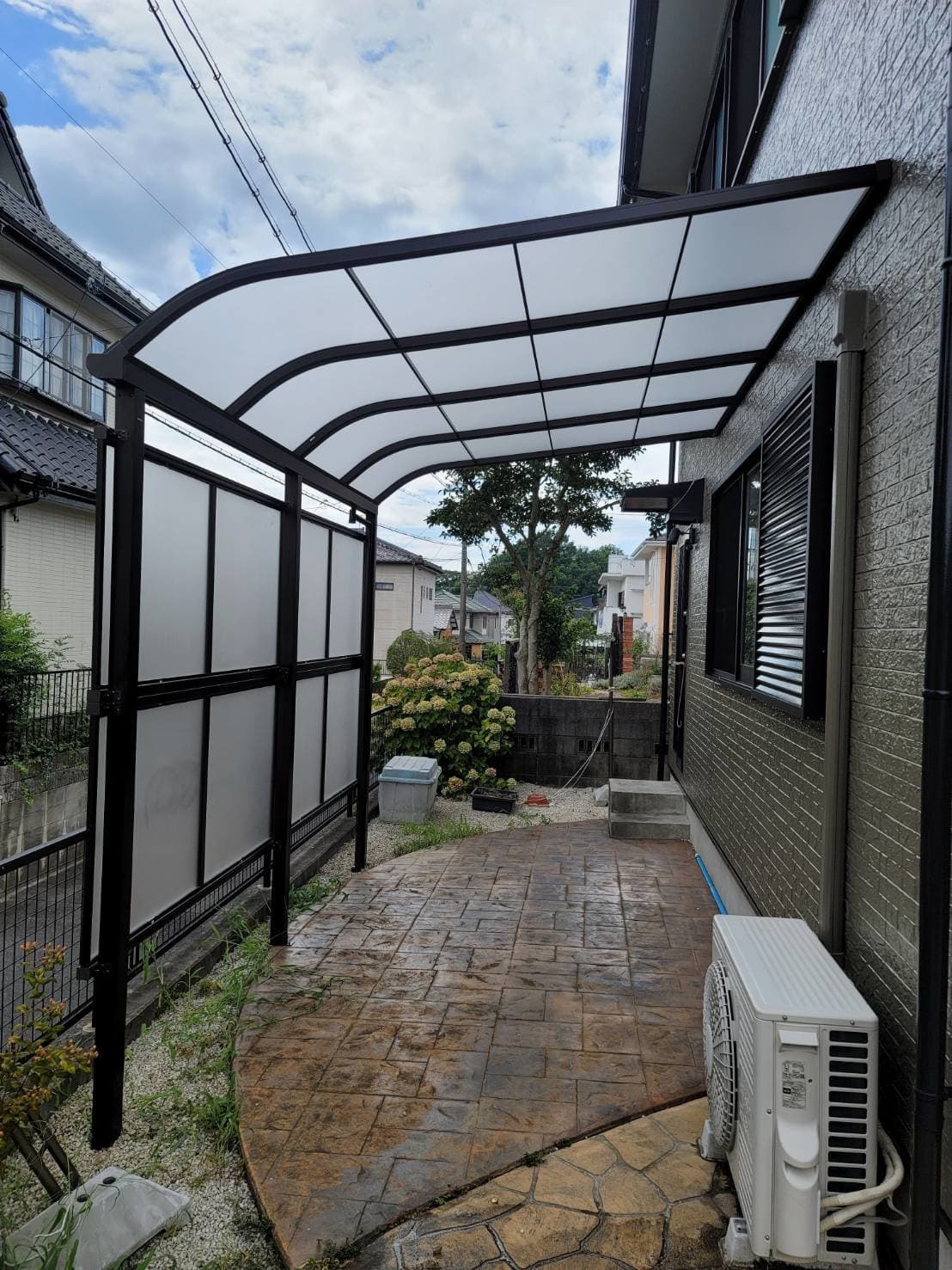 テラス設置 | 名古屋市名東区のエクステリア工事ならイズ美