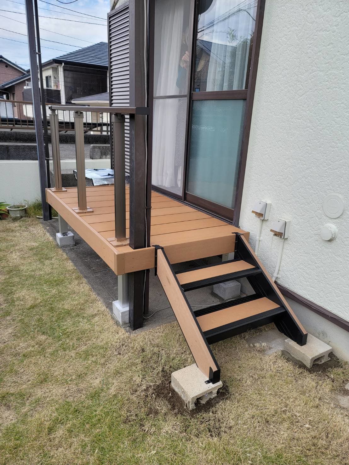 ウッドデッキ設置 | 名古屋市名東区のエクステリア工事ならイズ美