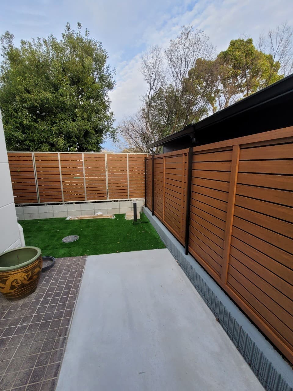 目隠しフェンス設置 | 名古屋市名東区のエクステリア工事ならイズ美